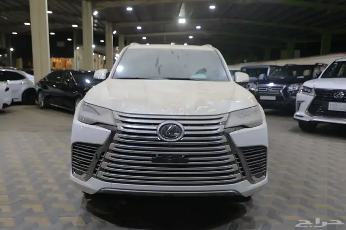 جيب لكزس LX600 موديل 2023 2
