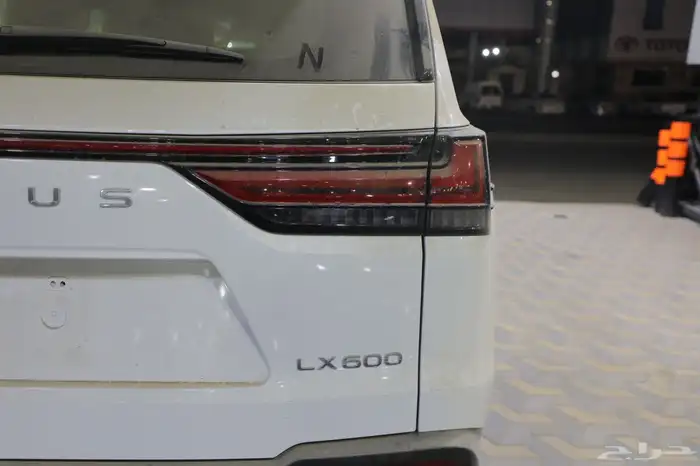جيب لكزس LX600 موديل 2023 7