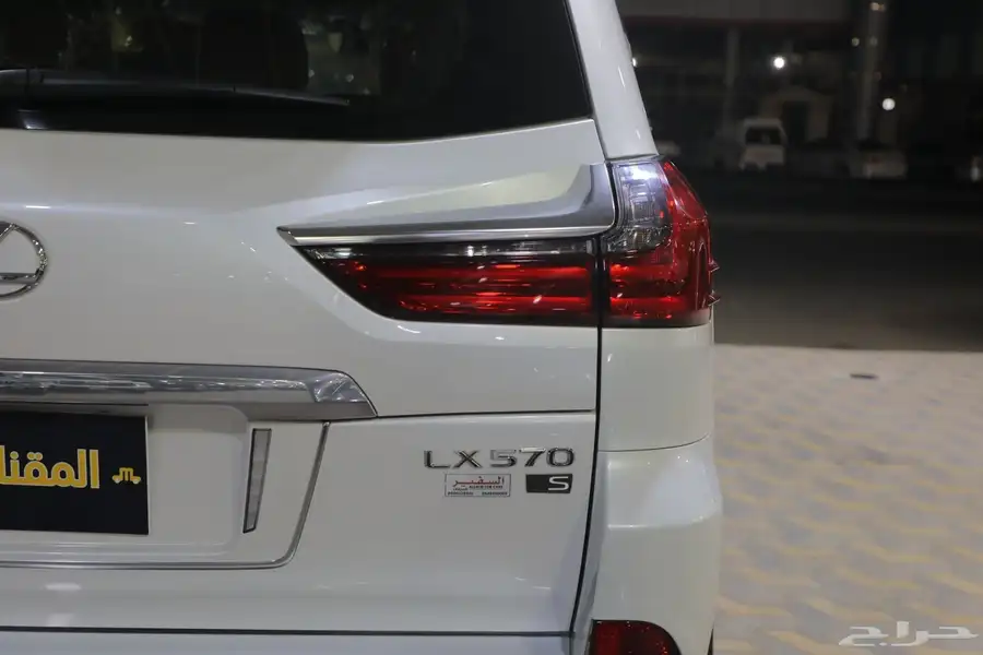 جيب لكزس LX570 S موديل 2021 6