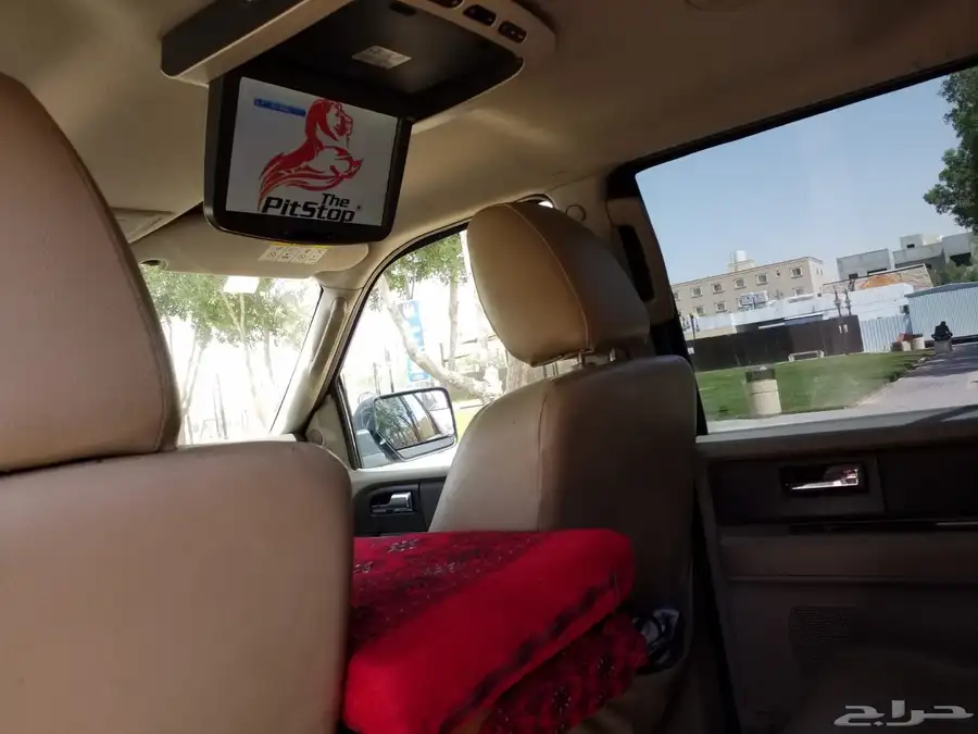 فورد اكسبديشن 2013 طويل بدون دبل بحالة الوكالة 4