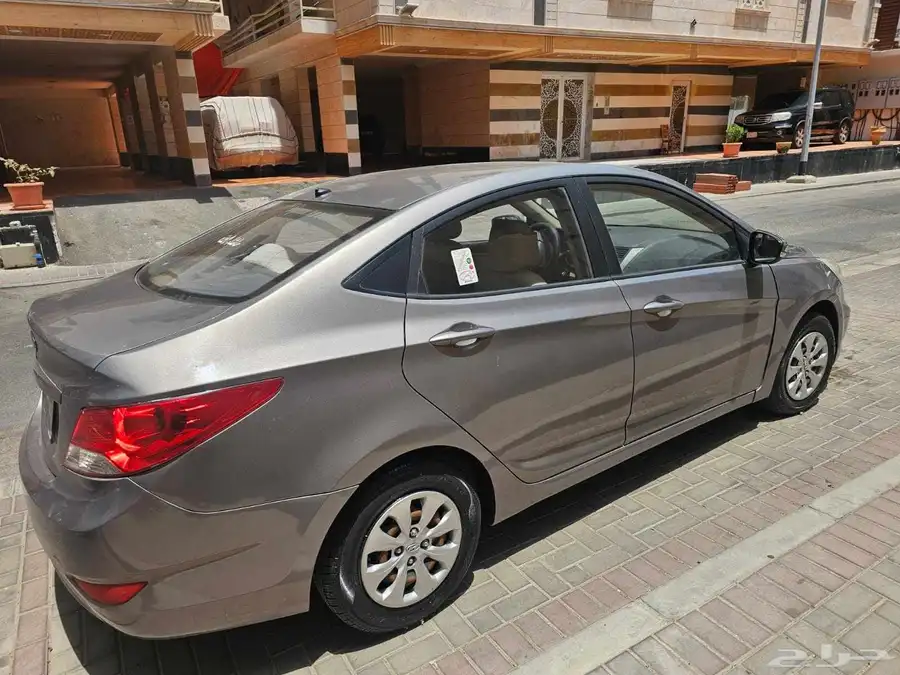 hyundai accent 2018 6