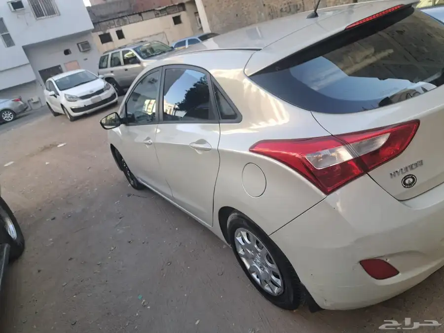 هيوندائ أي 30 i30 9