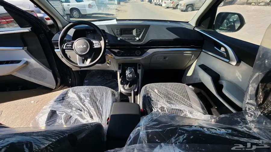 عرض حصري كيا كارينز ستاندر 2025 فقط 67900 شامل 4