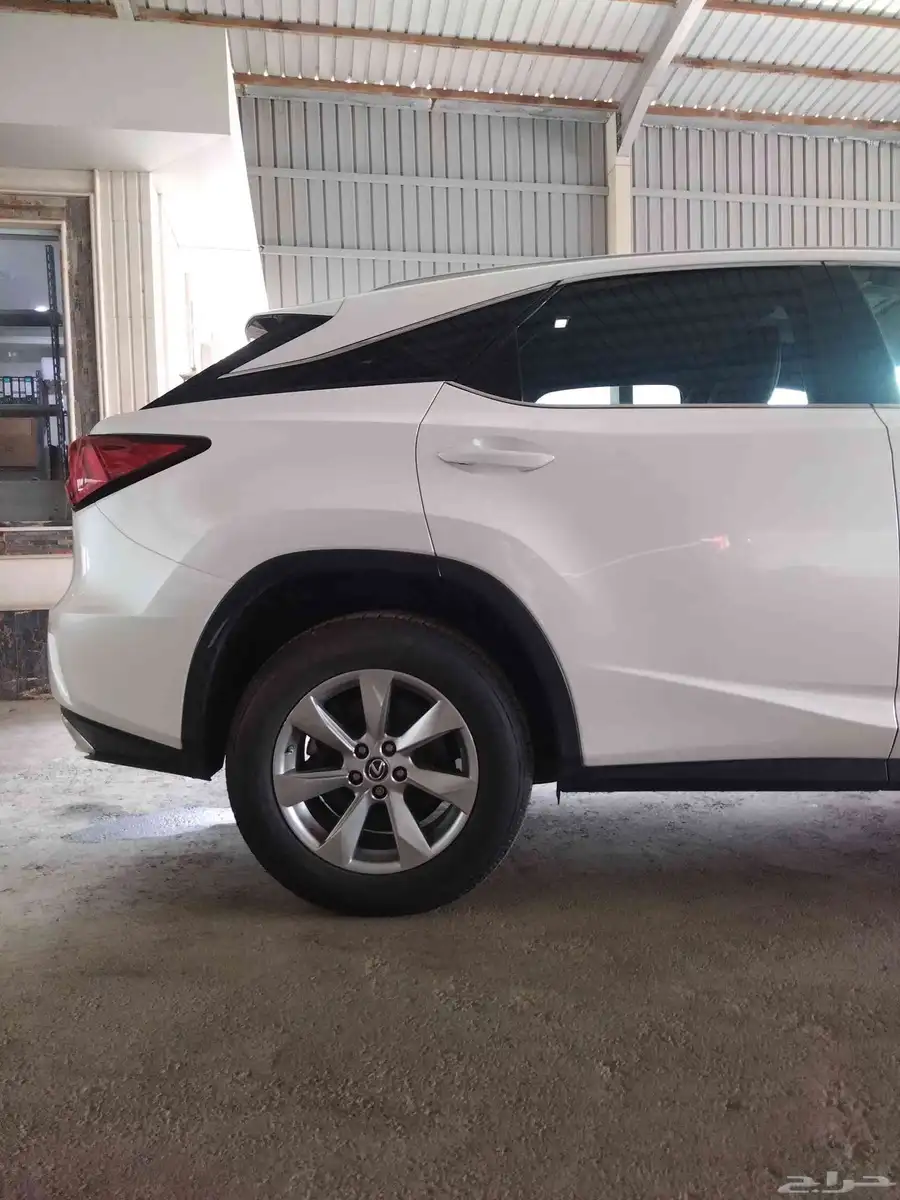 لكزس RX 350 مديل 2018 فل 33