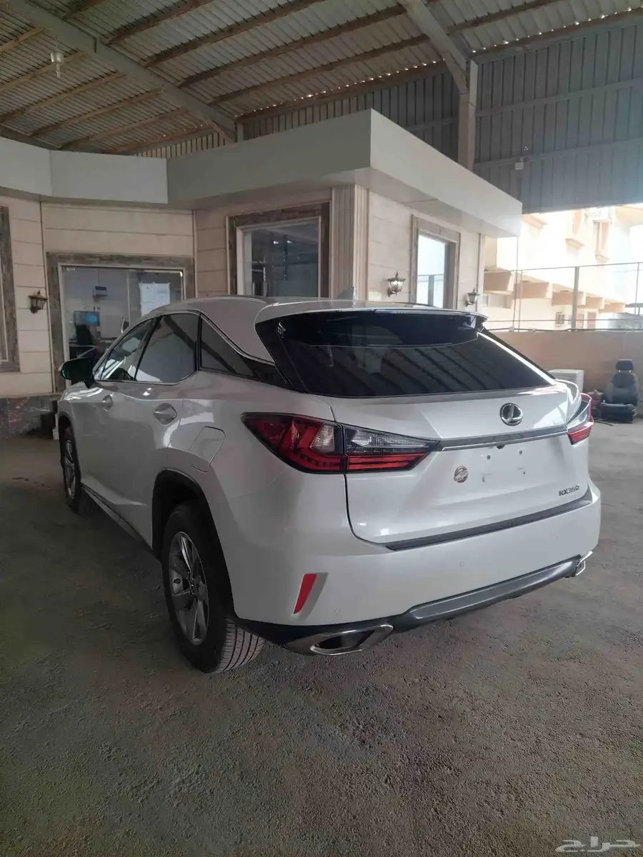 لكزس RX 350 مديل 2018 فل 5