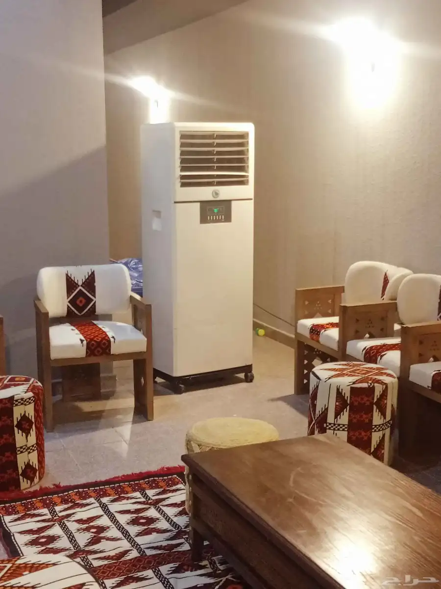 تاجير مكيفات تاجير طاولات طعام دائريه ومستطيله 0