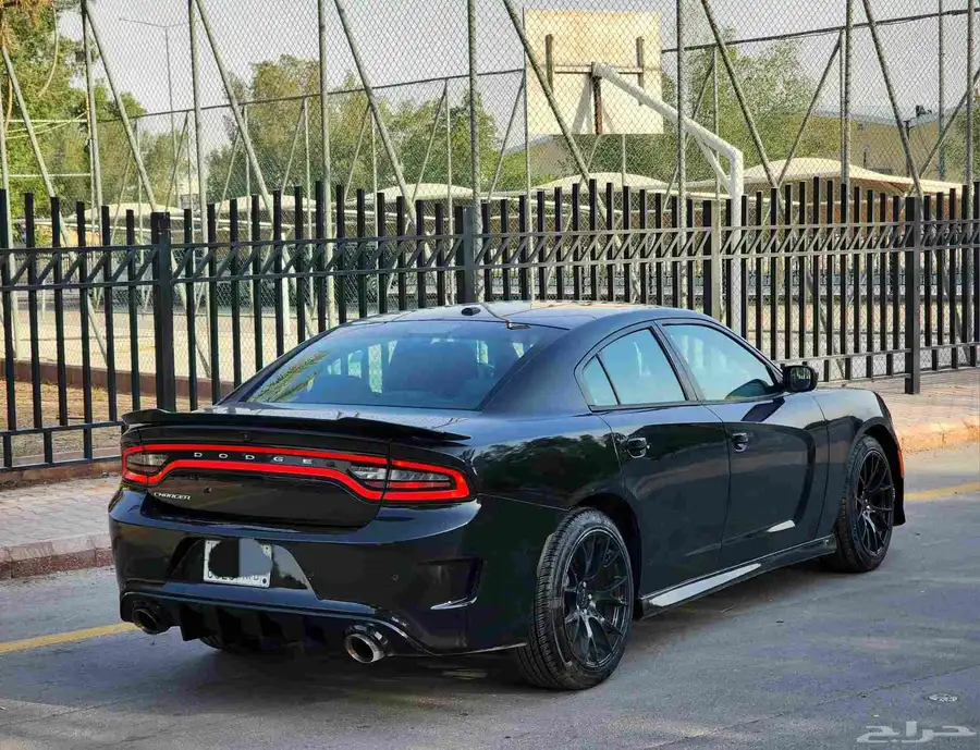 تشارجر 2020 استاندر كت SRT بحالة ممتازة 6