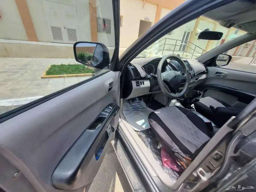 متسوبيشي وانيت دبل بنزين l200 6