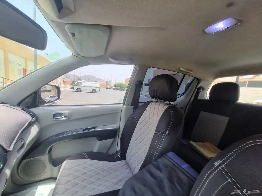 متسوبيشي وانيت دبل بنزين l200 8