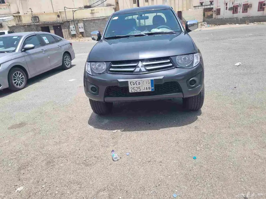 متسوبيشي وانيت دبل بنزين l200 3