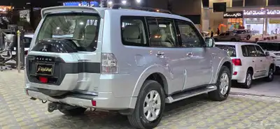 مستوبيشي باجيرو 2017 4