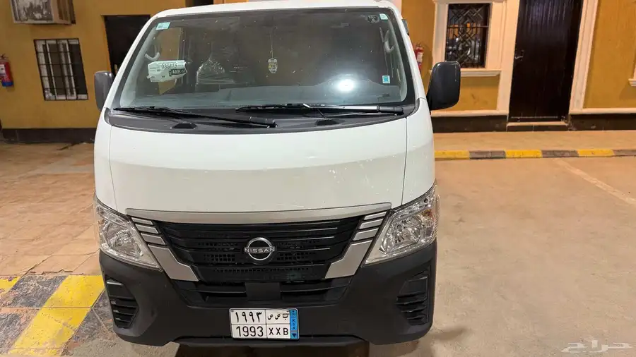نيسان اورفان 2023 ديزل بضاعه للبيع 3