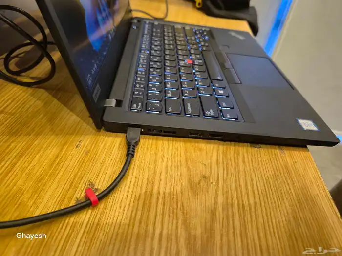 Lenovo ThinkPad t490 touch screen 2