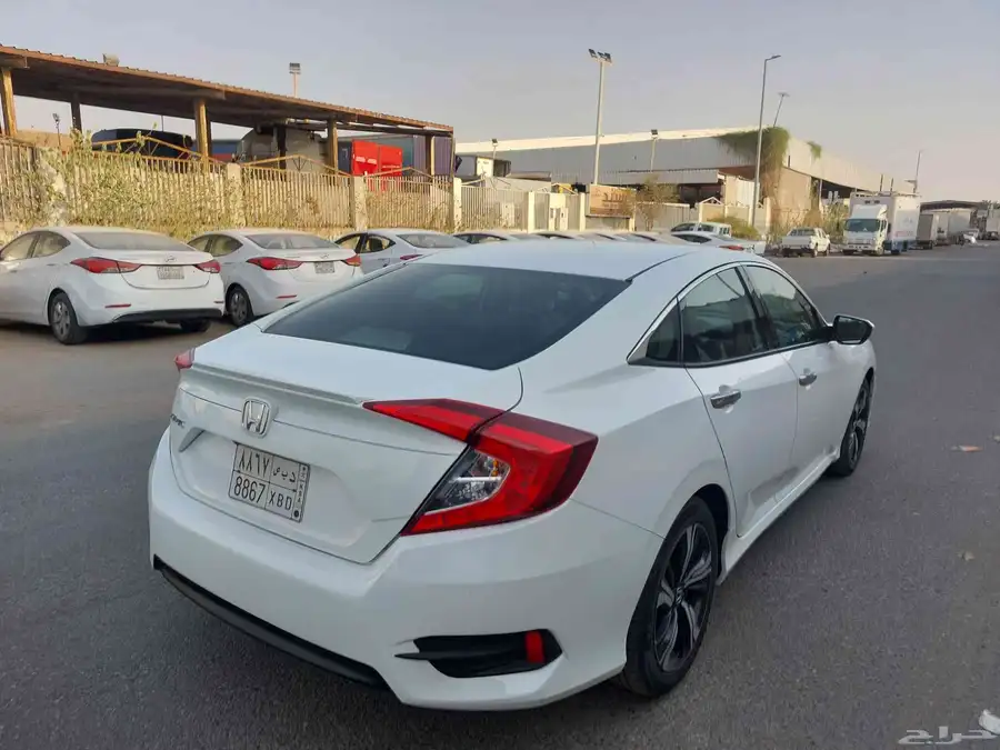 سيفيك 2018 وكاله 10