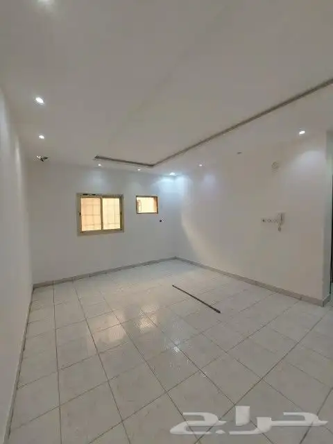 شقه عوائل بالرمال التعمير دور اول 3