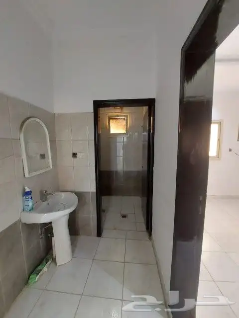 شقه عوائل بالرمال التعمير دور اول 4