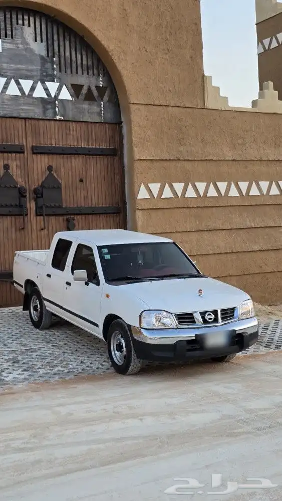 نيسان ددسن 2002 2