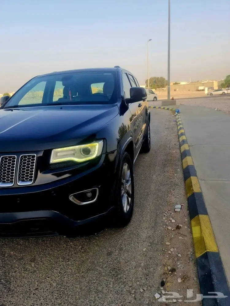 Grand Cherokee 0