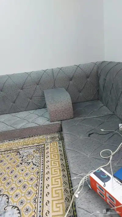مجلس أرضي كامل تفصيل وليس جاهز بحالة جيدة جدا 0