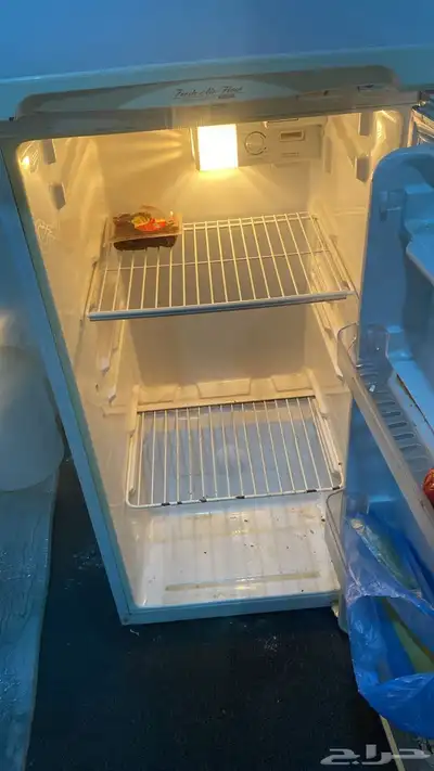 ثلاجة دايو حجم وسط 2