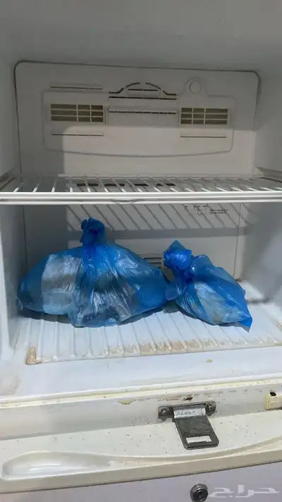 ثلاجة دايو حجم وسط 3