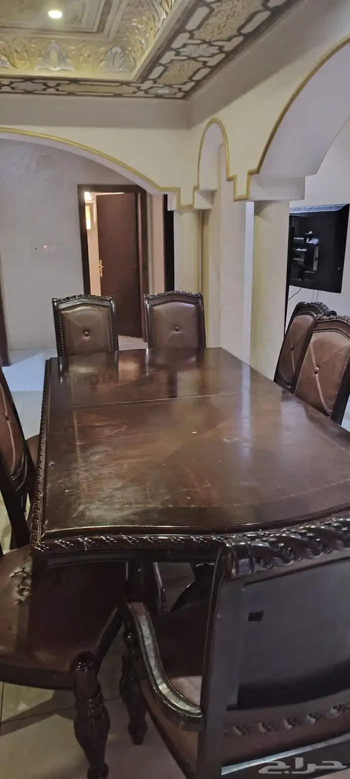 طاولة طعام للبيع 2