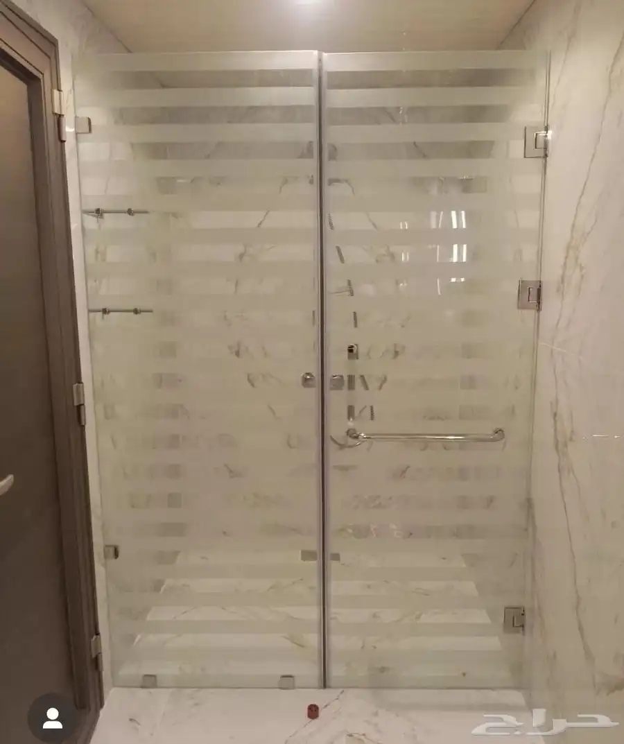 زجاج سيكوريت درابزين درج داخلي داربنزينات زجاج 2