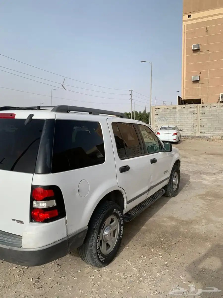 فورد اكس بلور 4