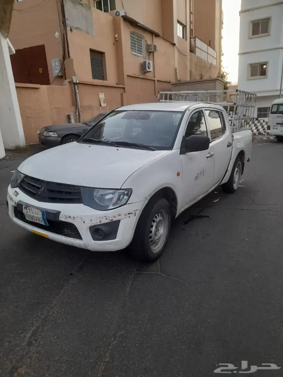 متسوبيشي l200 2011 1