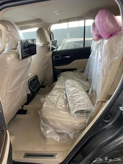 لاندكروزر جي اكس ار الساير L5 2025 23