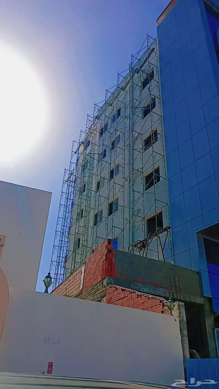 شركة أبوعزام لسقالأت 3