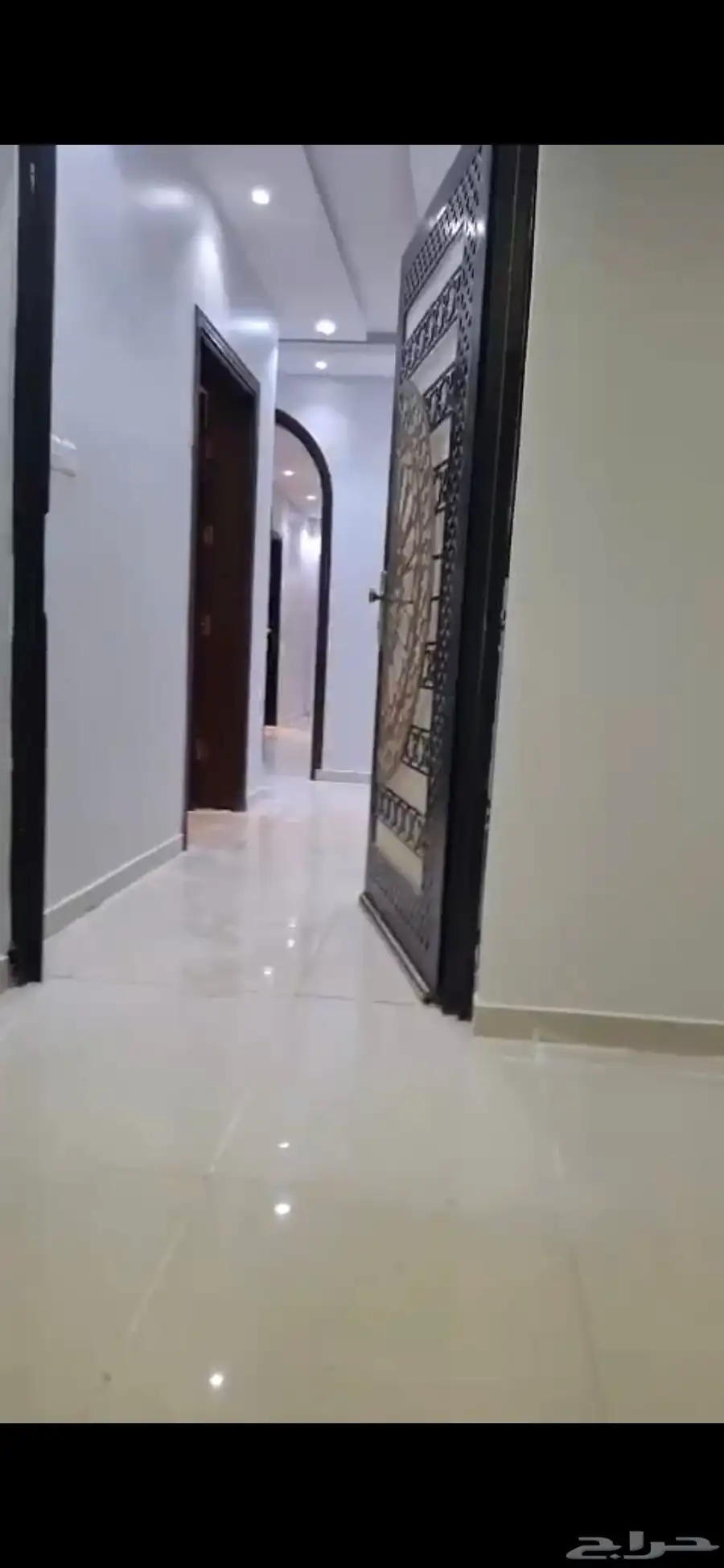 فيلا للايجار درج داخلي مطبخ راكب 0