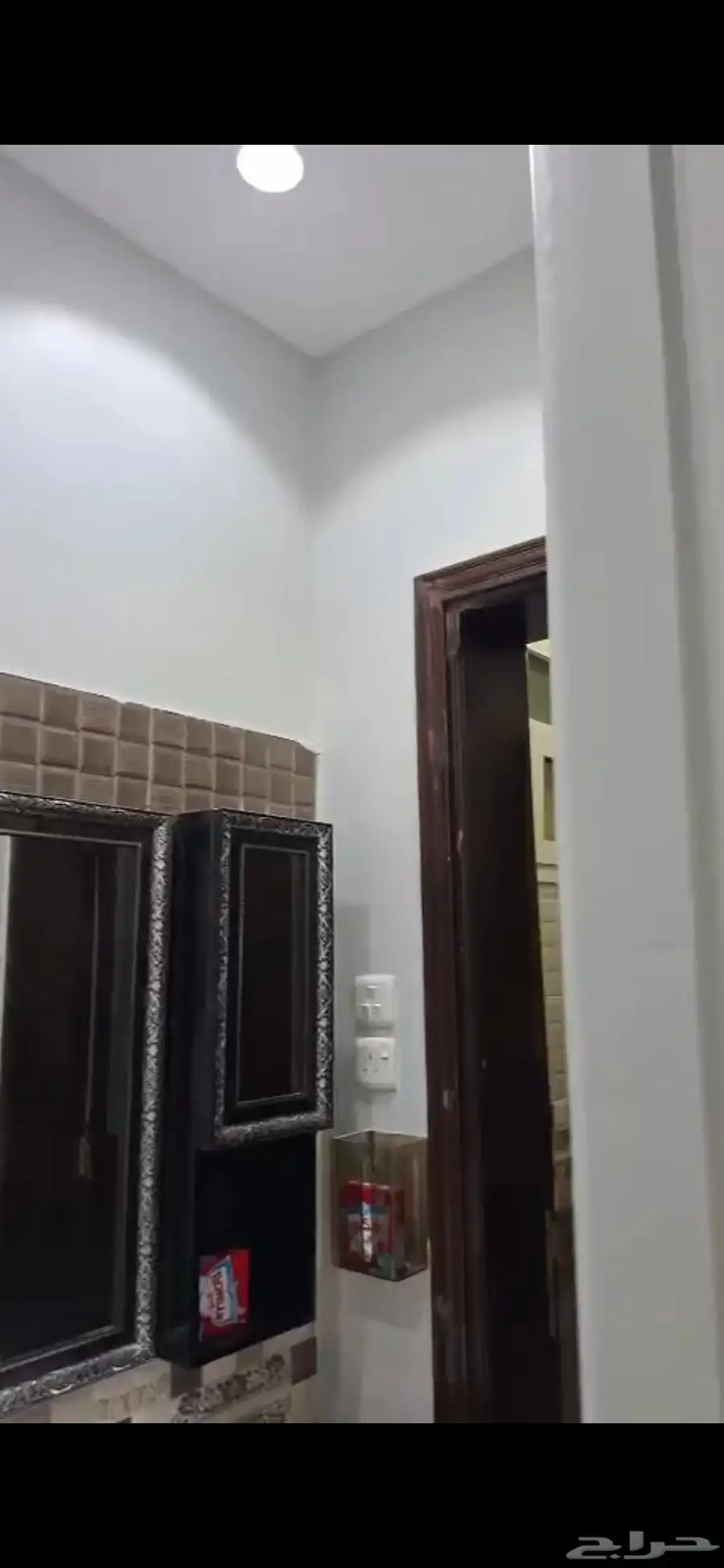 فيلا للايجار درج داخلي مطبخ راكب 4