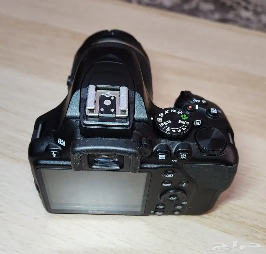 كاميرا نيكون D3500 مع عدسة زوم اضافية 1