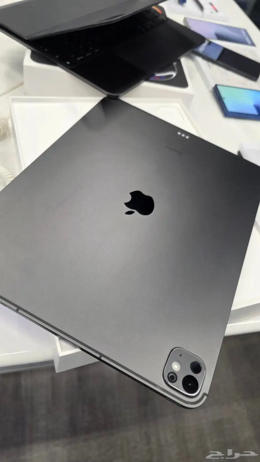 IPad pro m4 13 inch keyboard 2