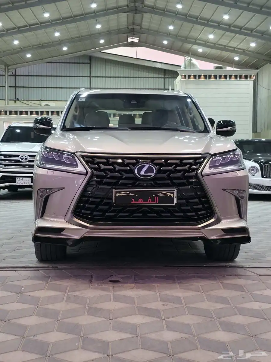 لكزس - 2016 - LX570 - بسعر 210 الف 4