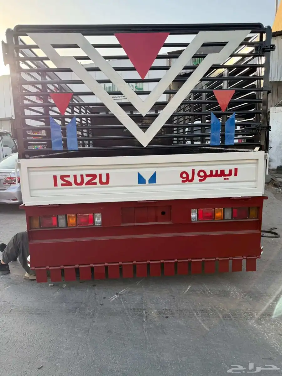 ايسوزو دينا خمسة متر عادي مكيف وكالة ممشي العداد 360 4