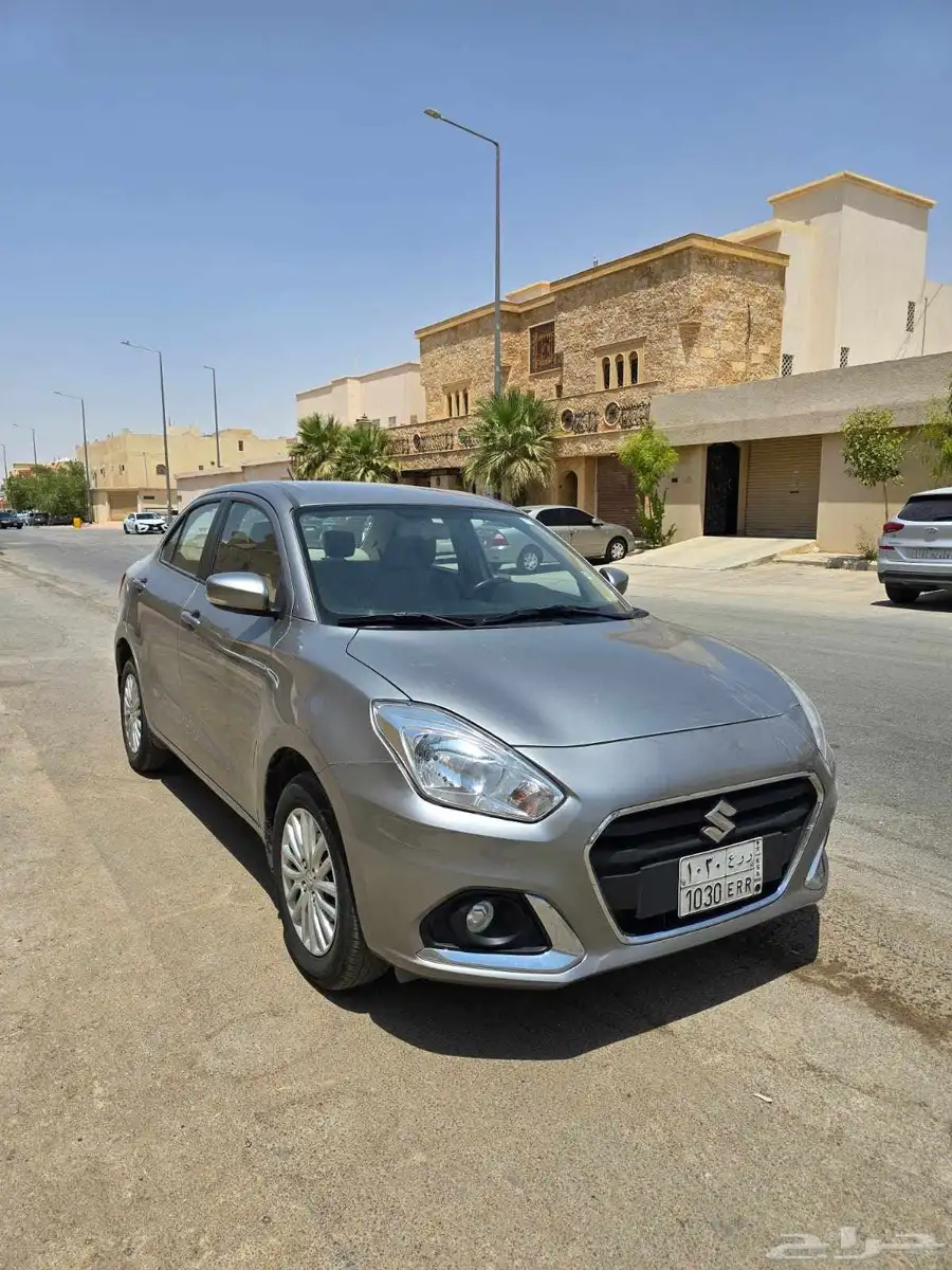 للبيع سياره جزوكي ديزاير مديل 2023السعر 31الف 2