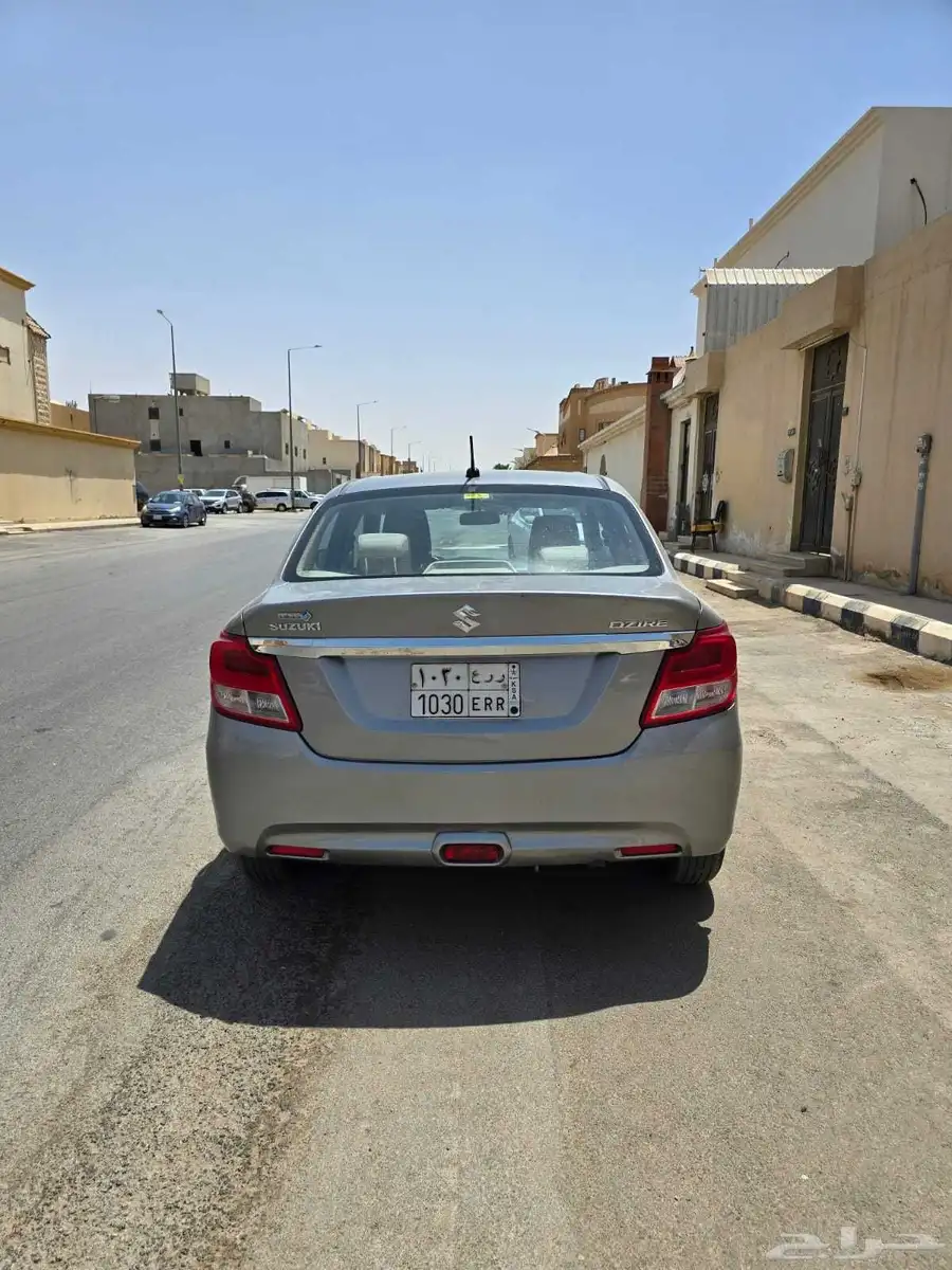 للبيع سياره جزوكي ديزاير مديل 2023السعر 31الف 4