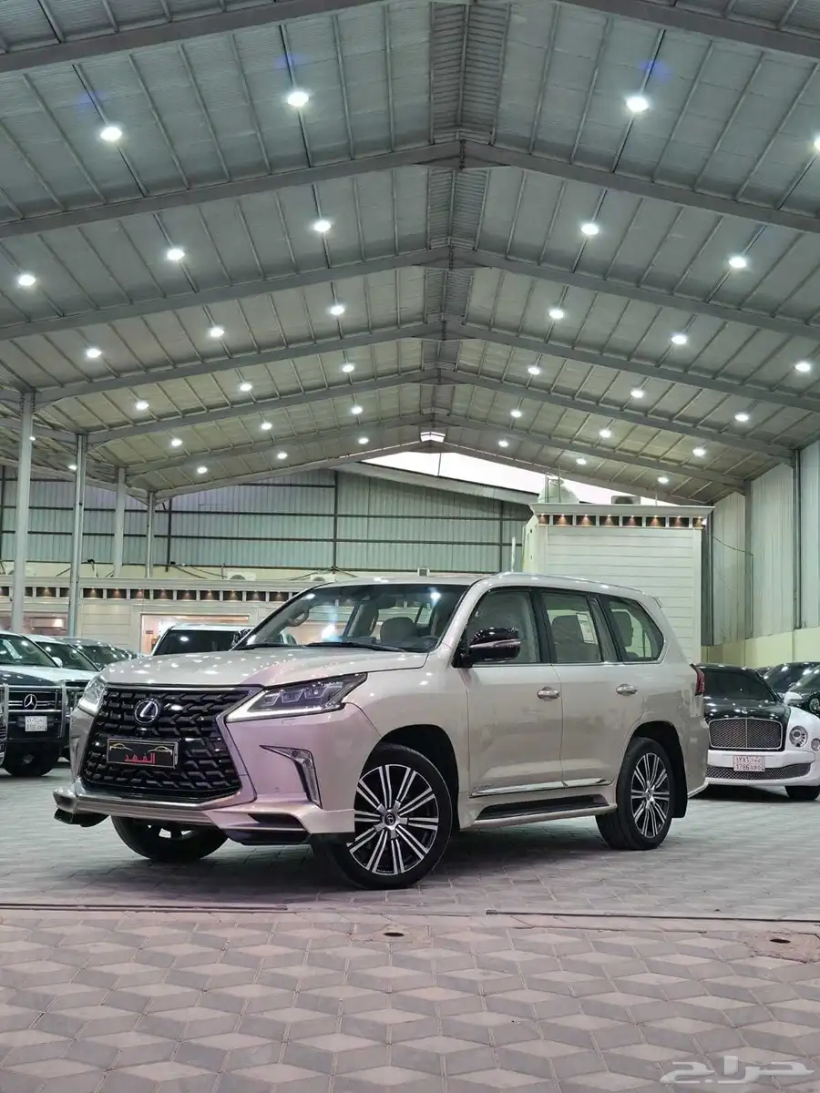 لكزس - 2016 - LX570 - بسعر 210 الف 0