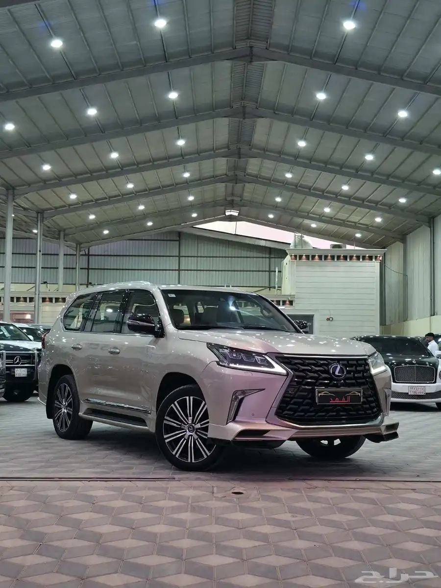 لكزس - 2016 - LX570 - بسعر 210 الف 3