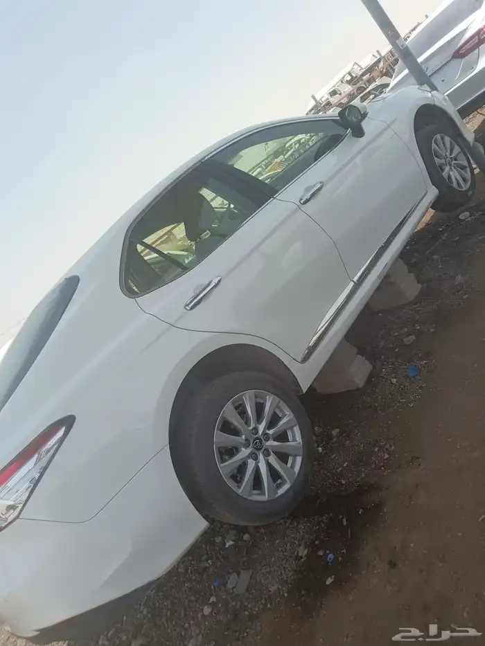 تشليح تويوتا كامري لبيع قطع غيار مديل 2020 0