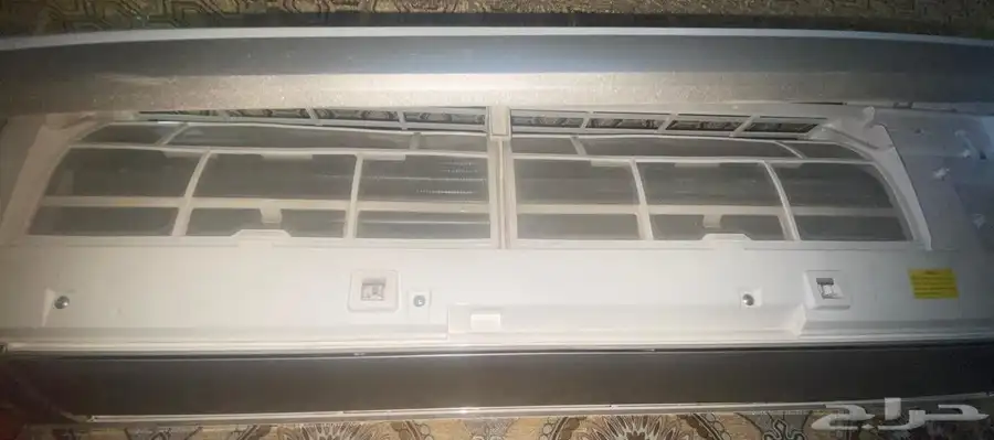 مكيف سبليت طن و نص نظيف 1