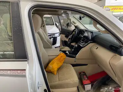 لاندكروزر جي اكس ار بريمي L2 2025 13