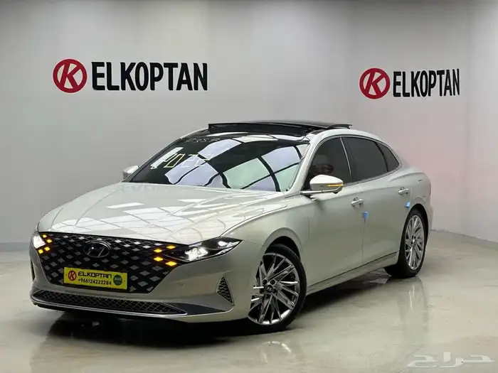 AZERA 2022 تم البيع 3