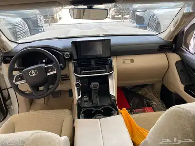 لاندكروزر جي اكس ار بريمي L2 2025 10