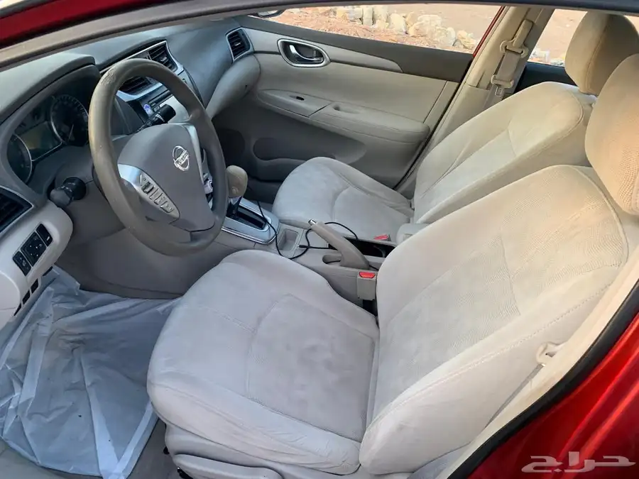 nissan Sentra full option 9