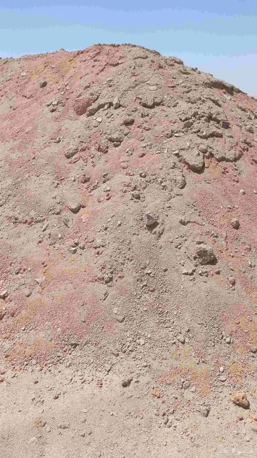يوجد لدينا مواد للبيع بالبدع بسكورس وصبيز ودفان وحجر 6