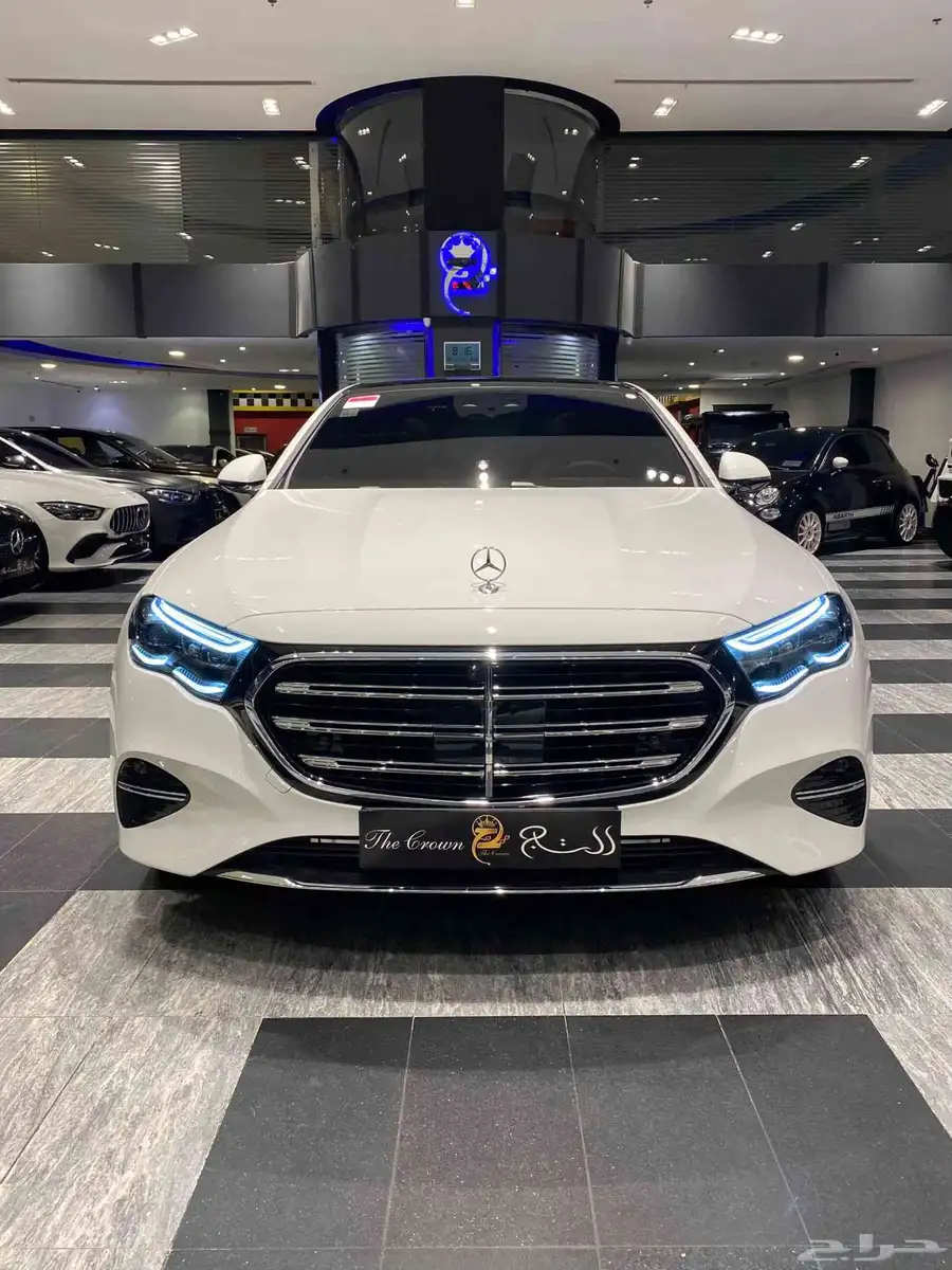 Mercedes E300 2024 1