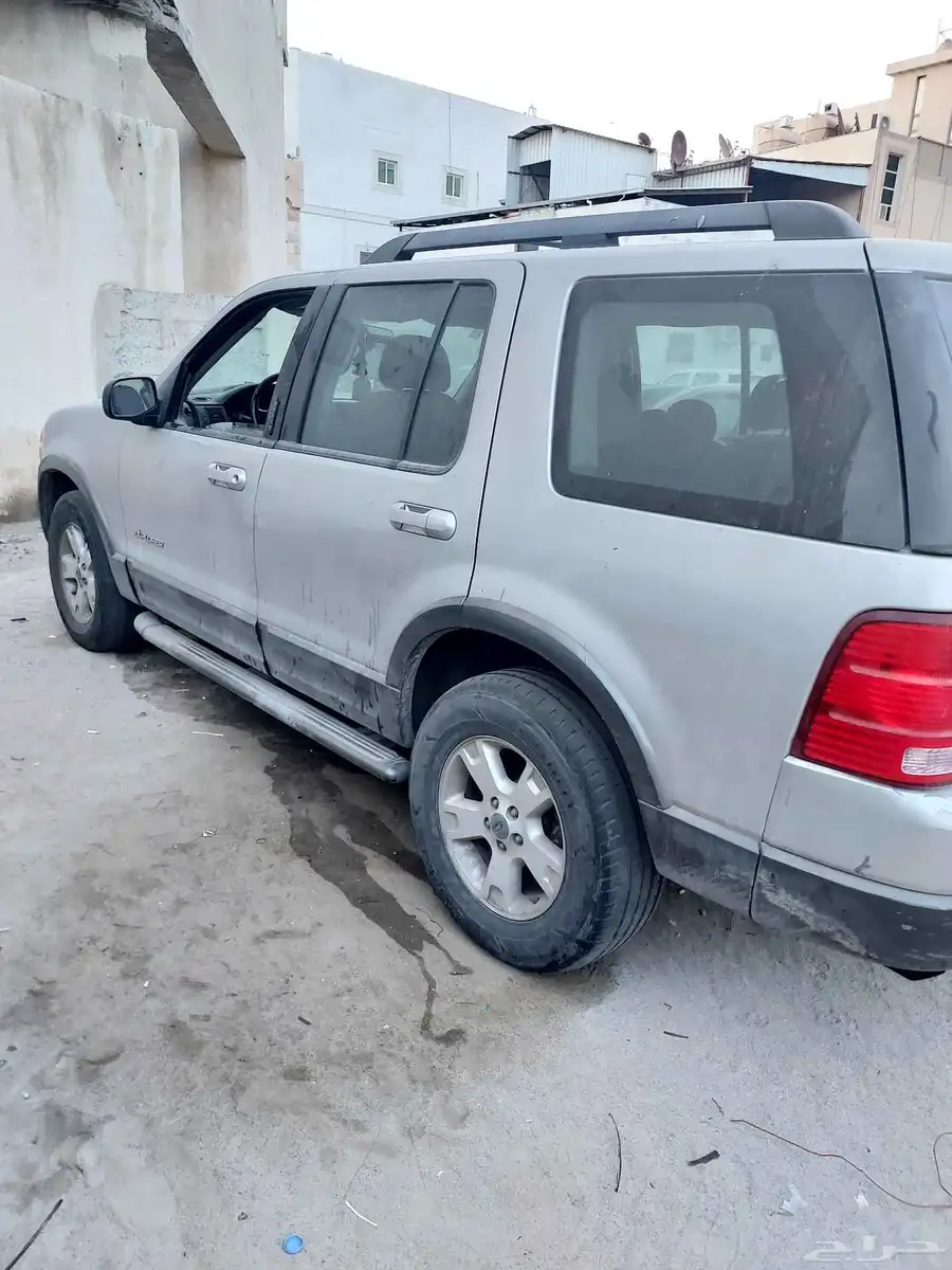 فورد اكسبلورر 2005 9